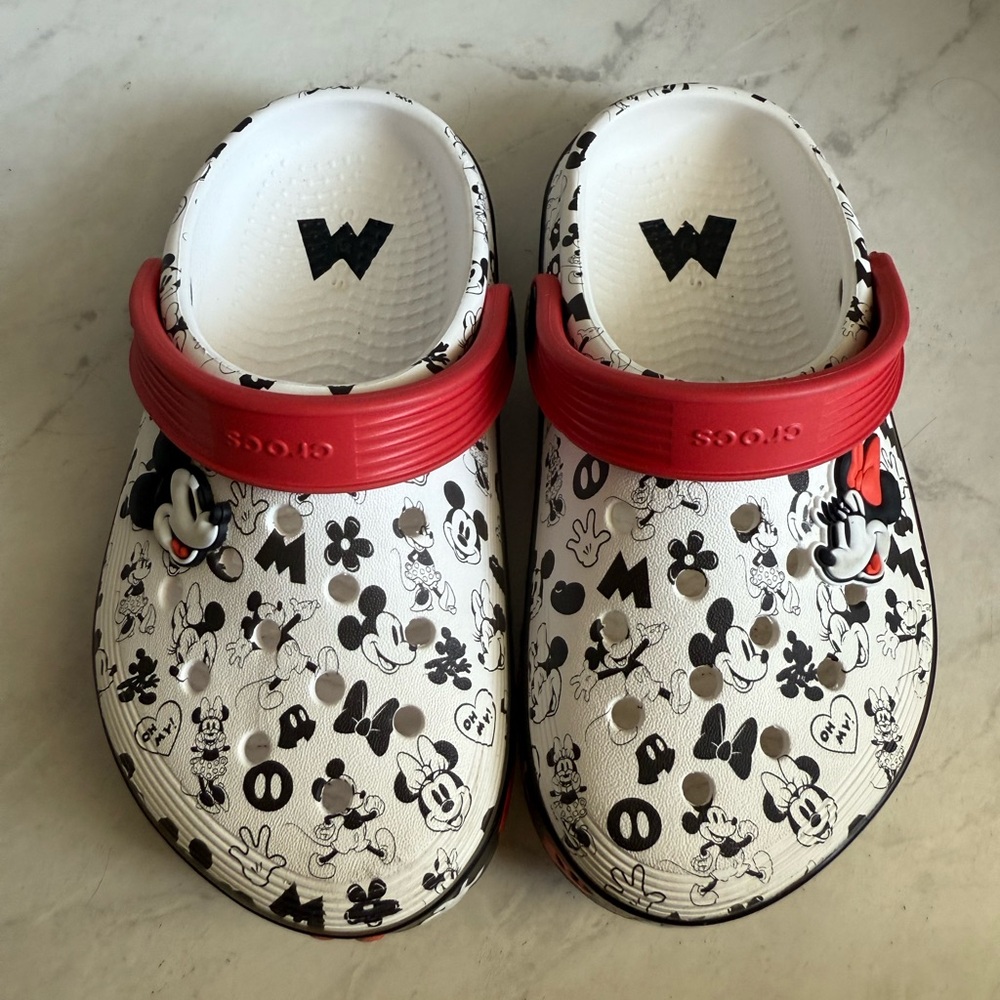 CROCS Mickey Off Court Clogs - Picture 4 of 9